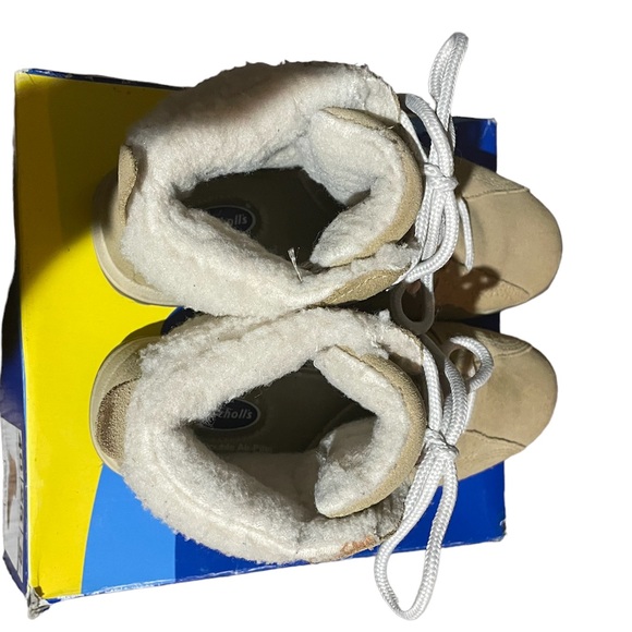 Dr. Scholl’s Boot - Picture 4 of 12